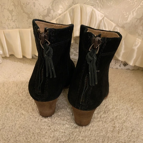 SPLENDID WOMENS SUEDE TASSEL BACK ZIP ANKEL BOOTS - Picture 6 of 10